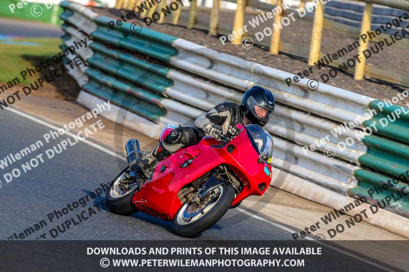 PJM Wedding Photography;enduro digital images;event digital images;eventdigitalimages;mallory park;mallory park photographs;mallory park trackday;mallory park trackday photographs;no limits trackdays;peter wileman photography;racing digital images;trackday digital images;trackday photos